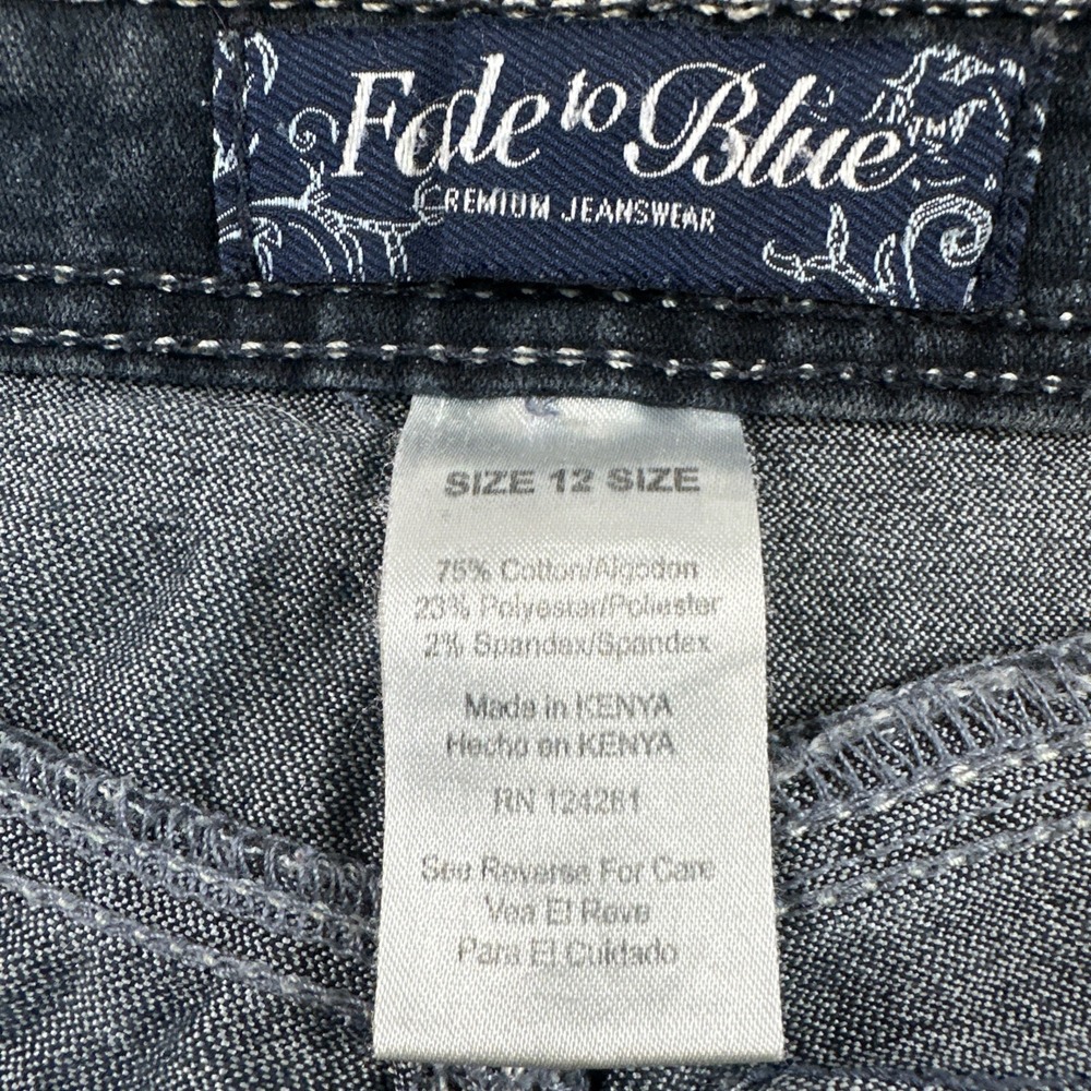 Fade To‎ Blue Womens Capri Jeans Size 12 Dark Wash Stretch Cropped Denim Pants - Picture 6 of 6